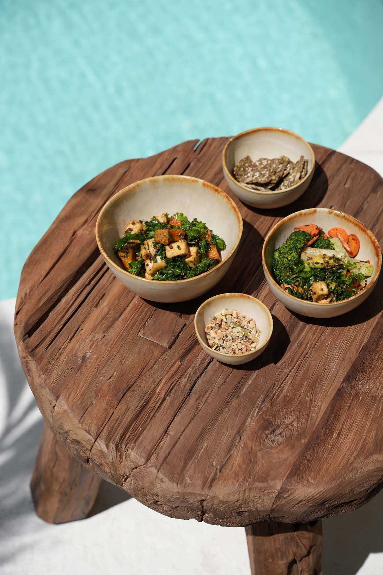 the-marabunta-rustic-side-table-natural