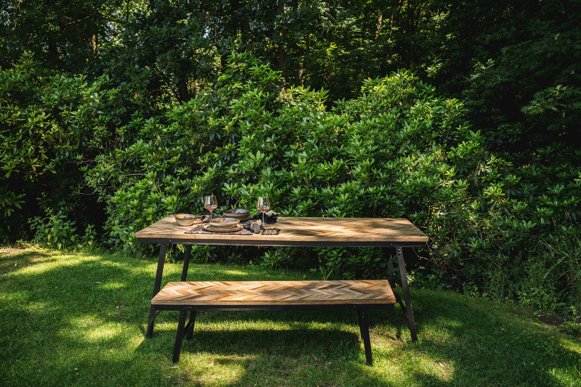 the-herringbone-bench-natural-150