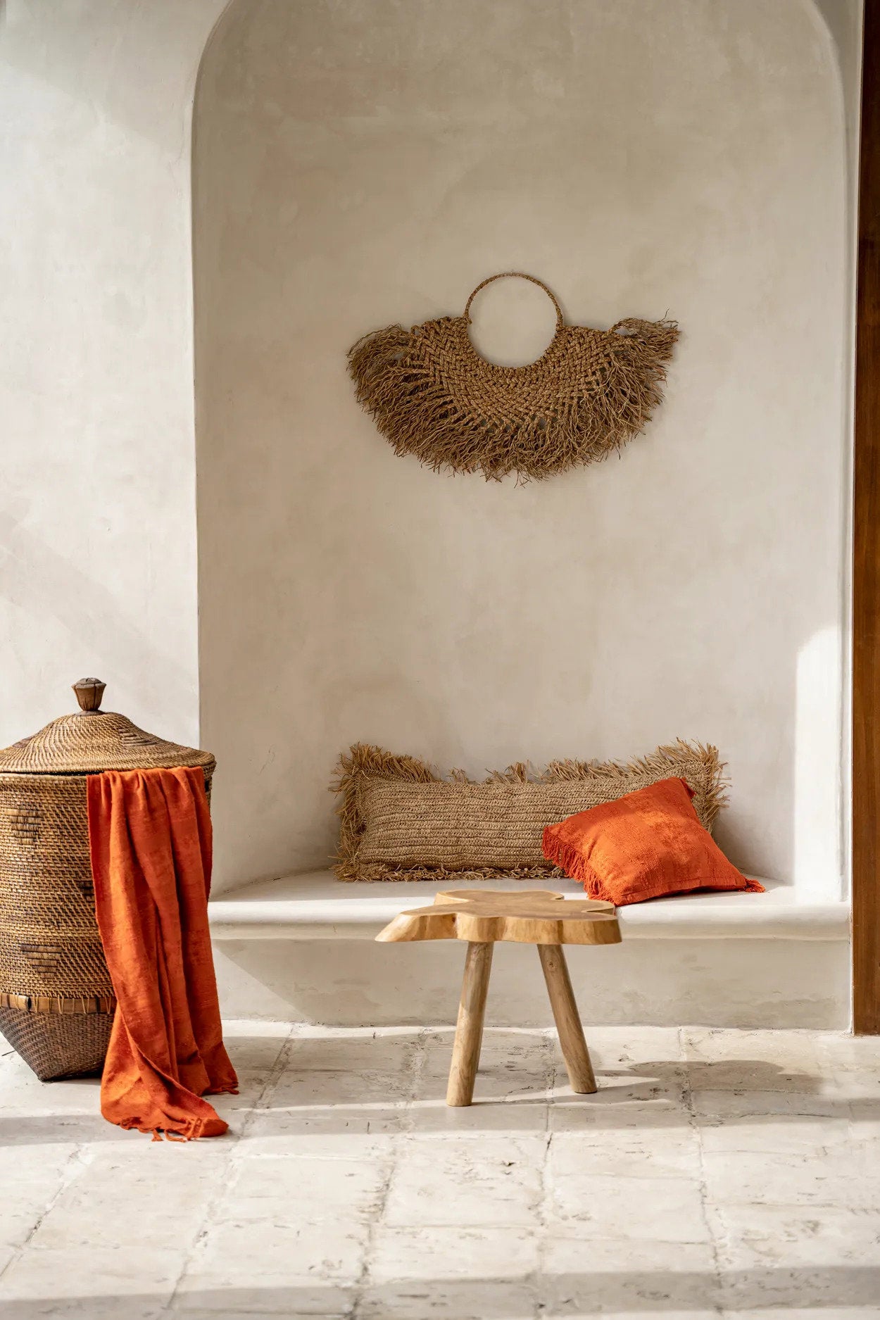 the-organic-side-table-natural