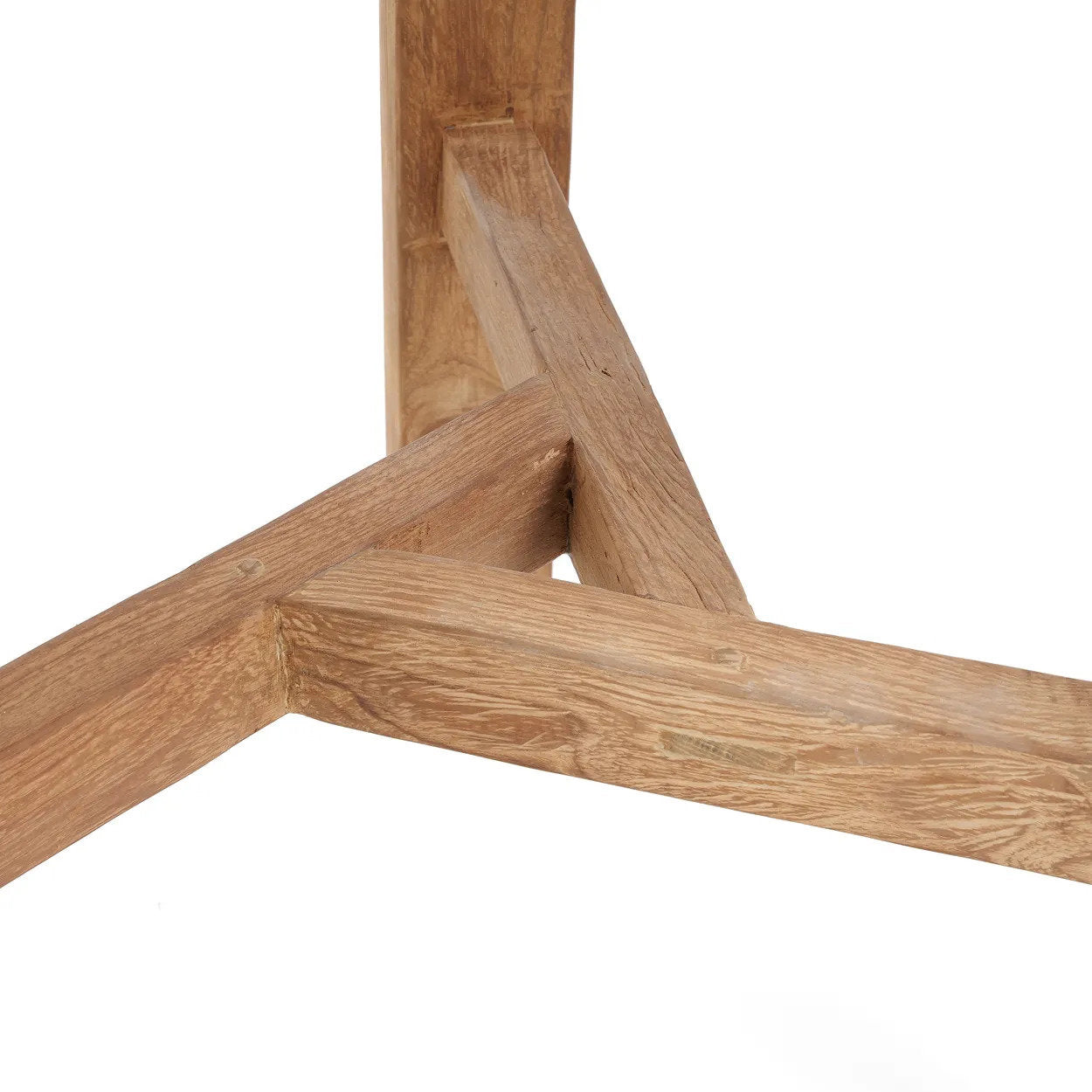 the-fusuma-bar-table-outdoor