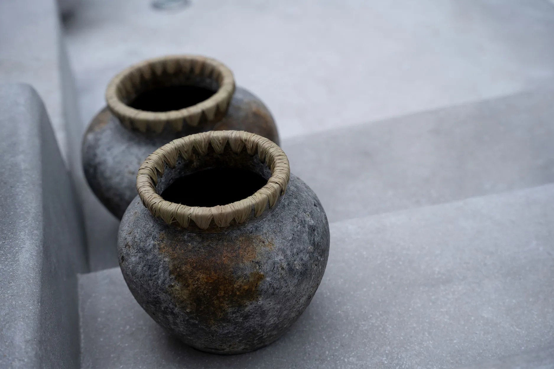 the-styly-vase-antique-grey-l