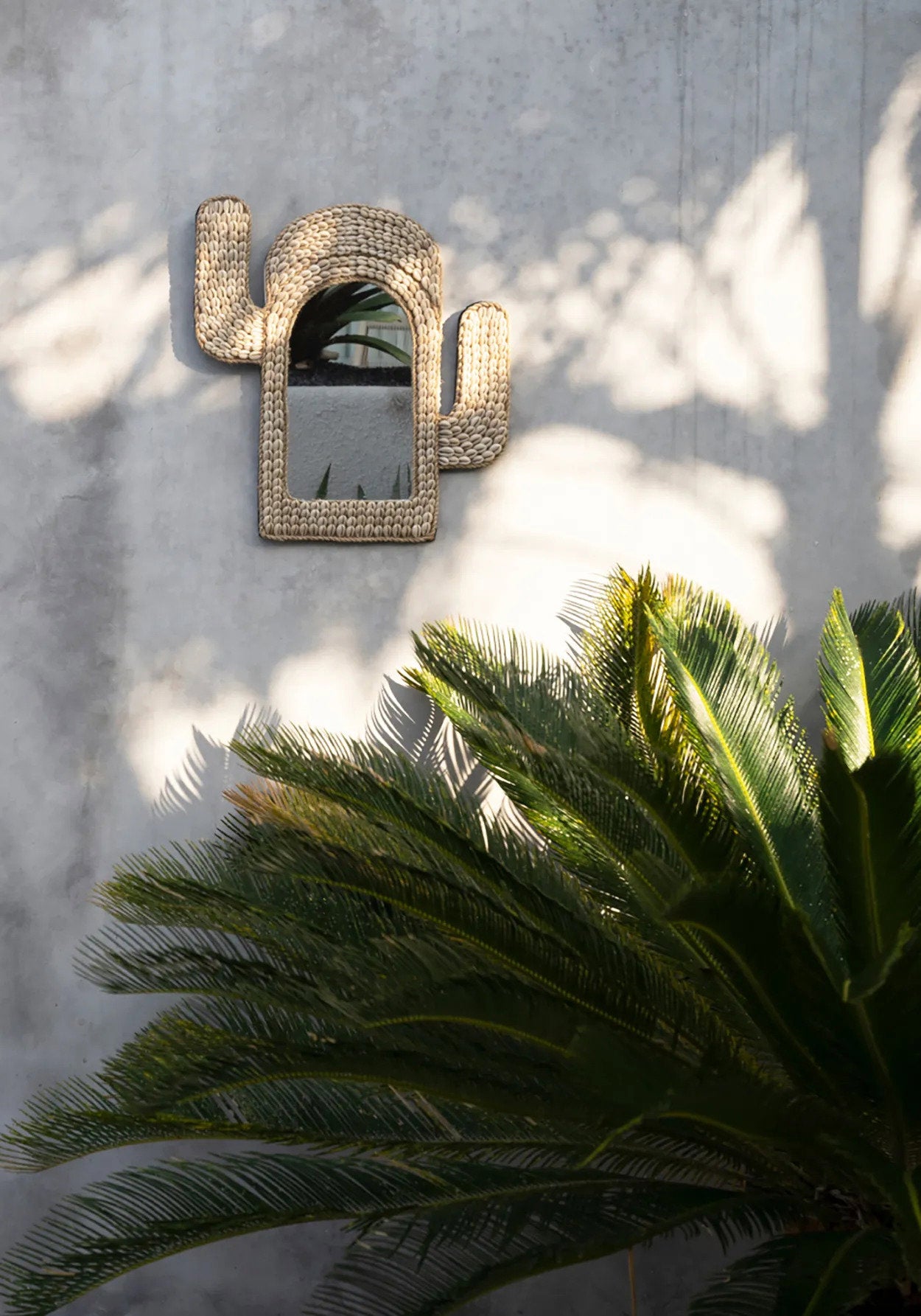 the-cactus-shell-mirror-white