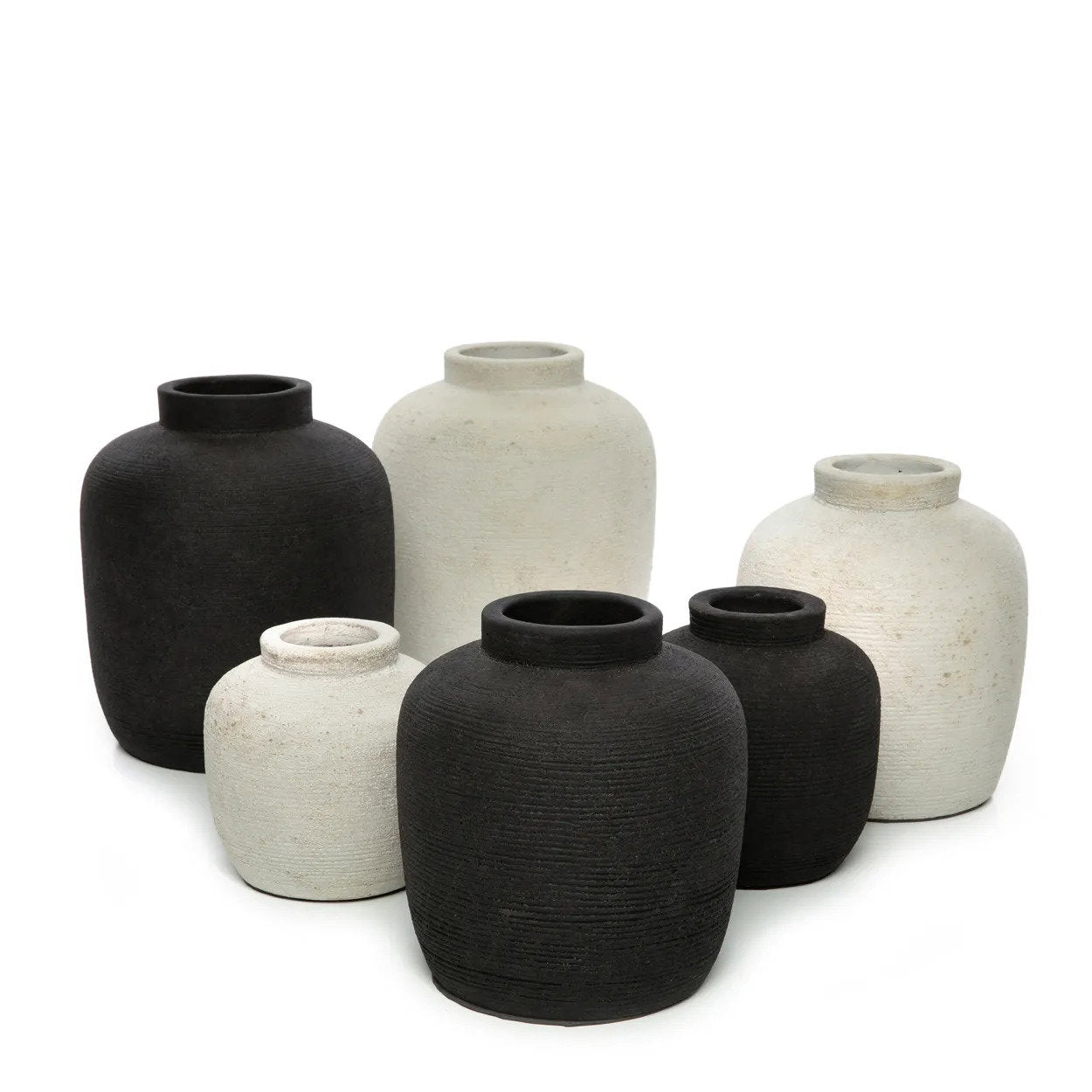 the-peaky-vase-concrete-m