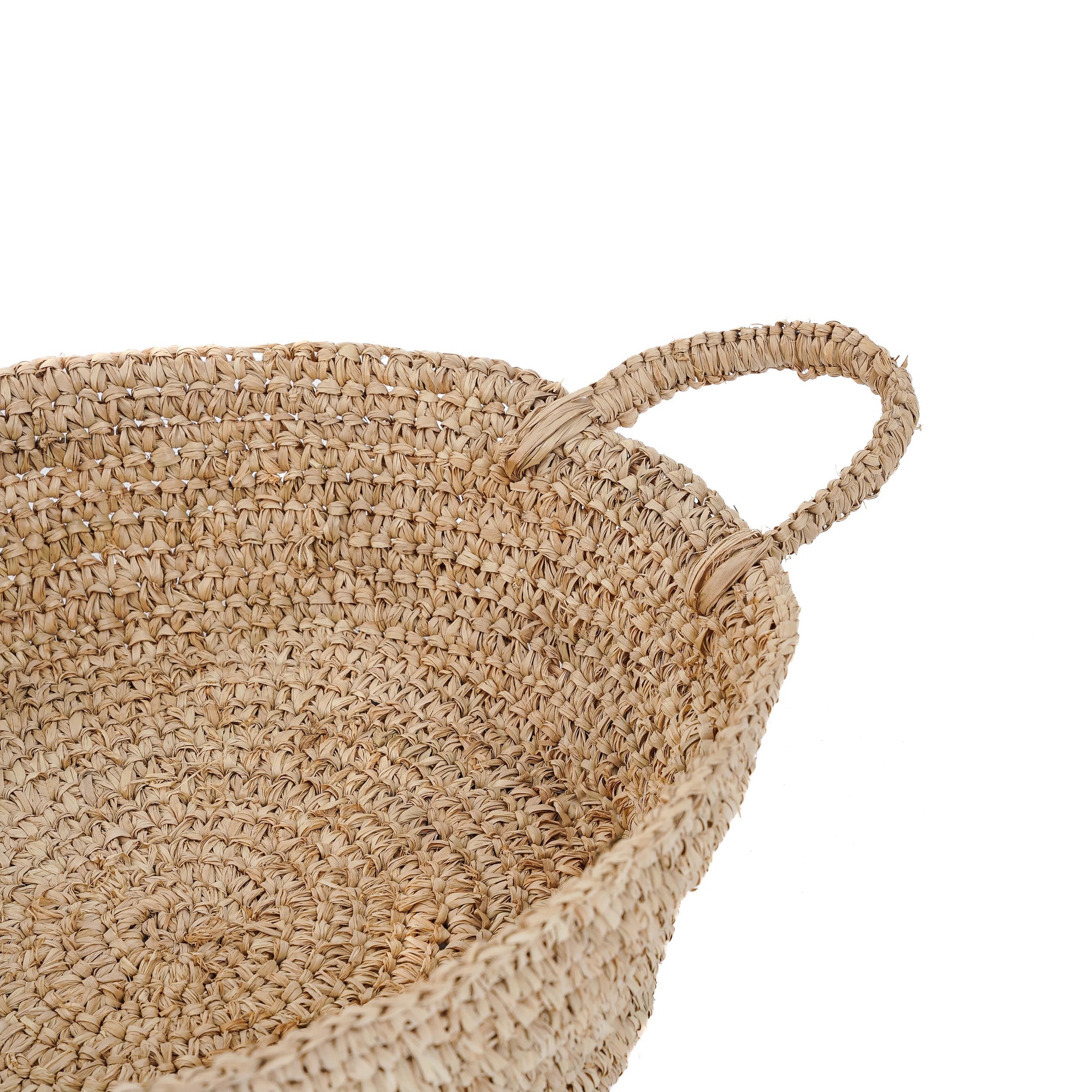 the-raffia-basket-trays-natural-m