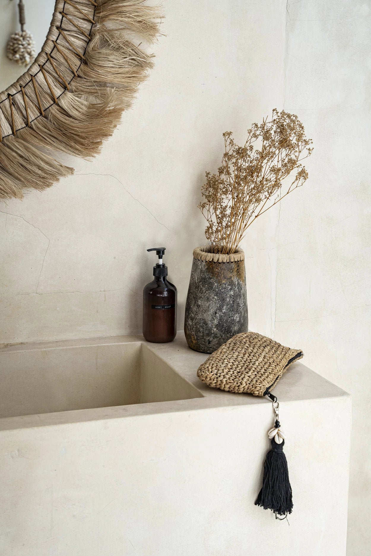 the-sneaky-vase-antique-grey-s