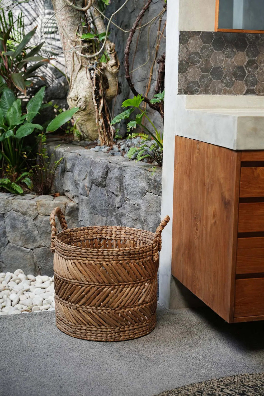 the-banana-zigzag-basket-l