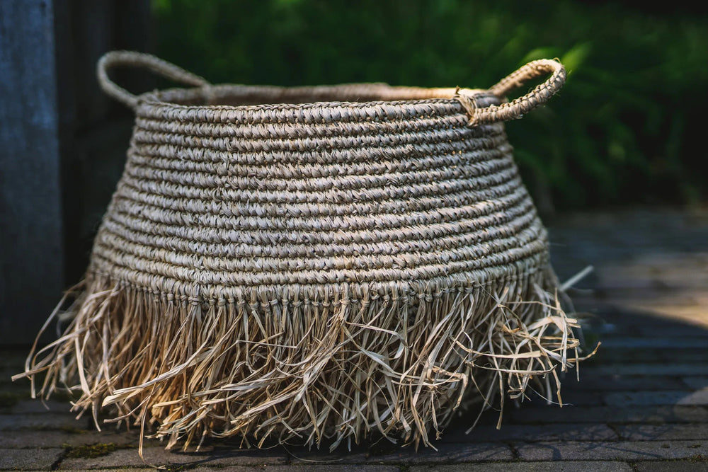 the-raffia-deluxe-baskets-natural-large