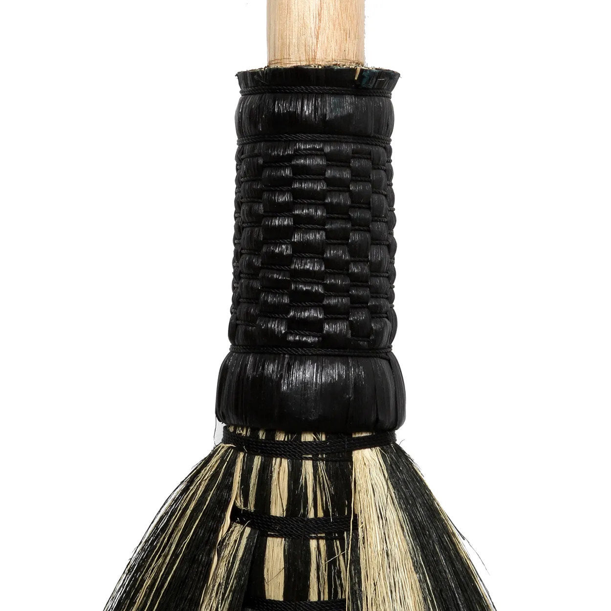 the-big-broom-natural-black