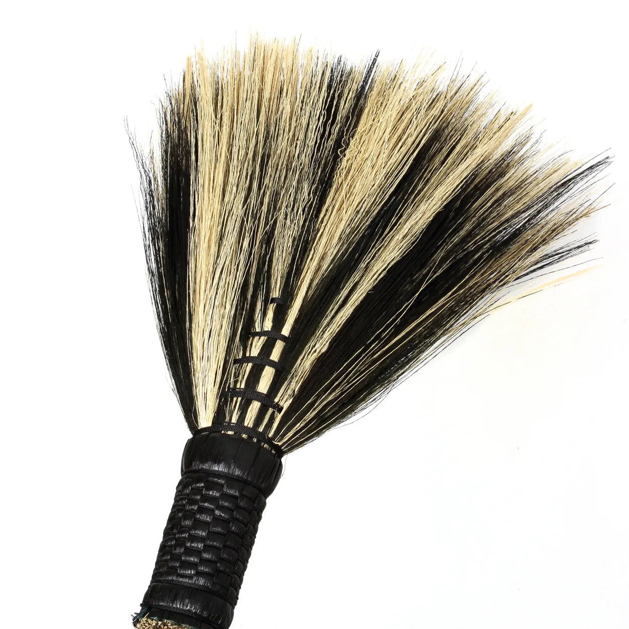 the-big-broom-natural-black