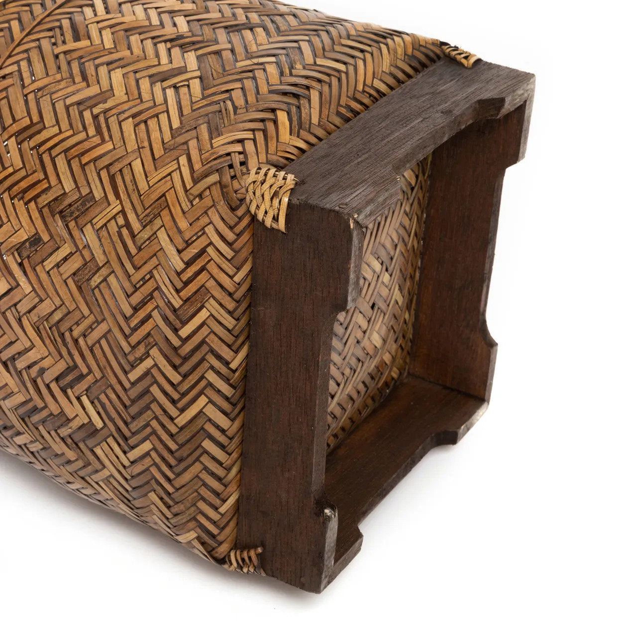 the-bathroom-bin-basket-natural-brown