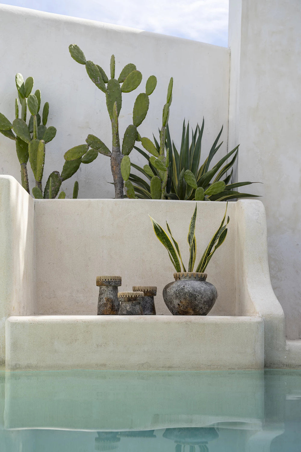 the-pretty-candle-holder-antique-grey-l