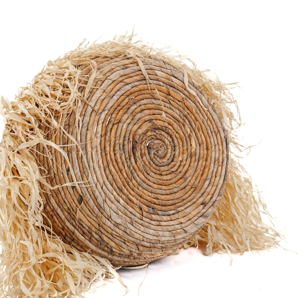 the-raffia-basket-l