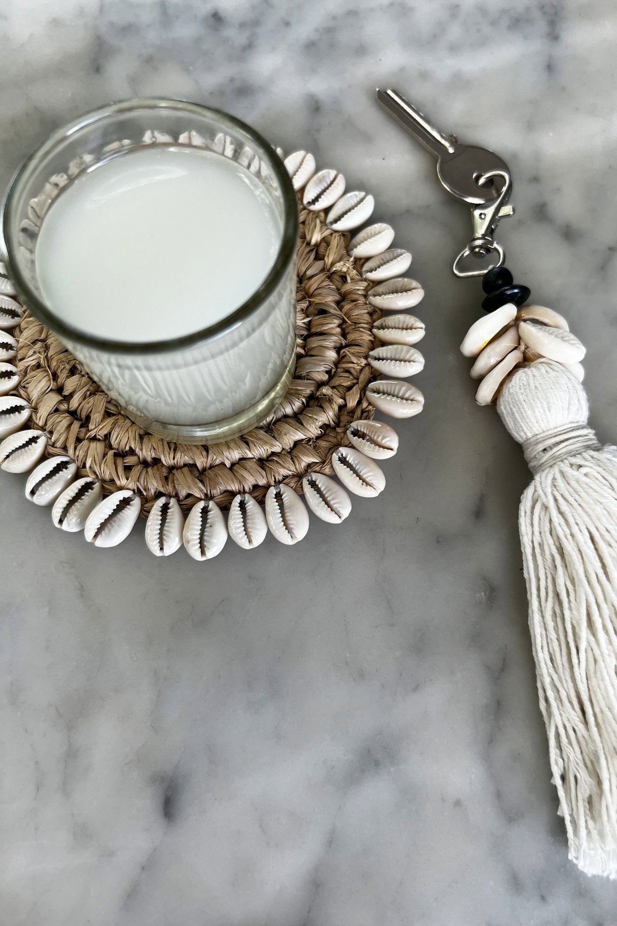 the-cowrie-tassel-keychain-white