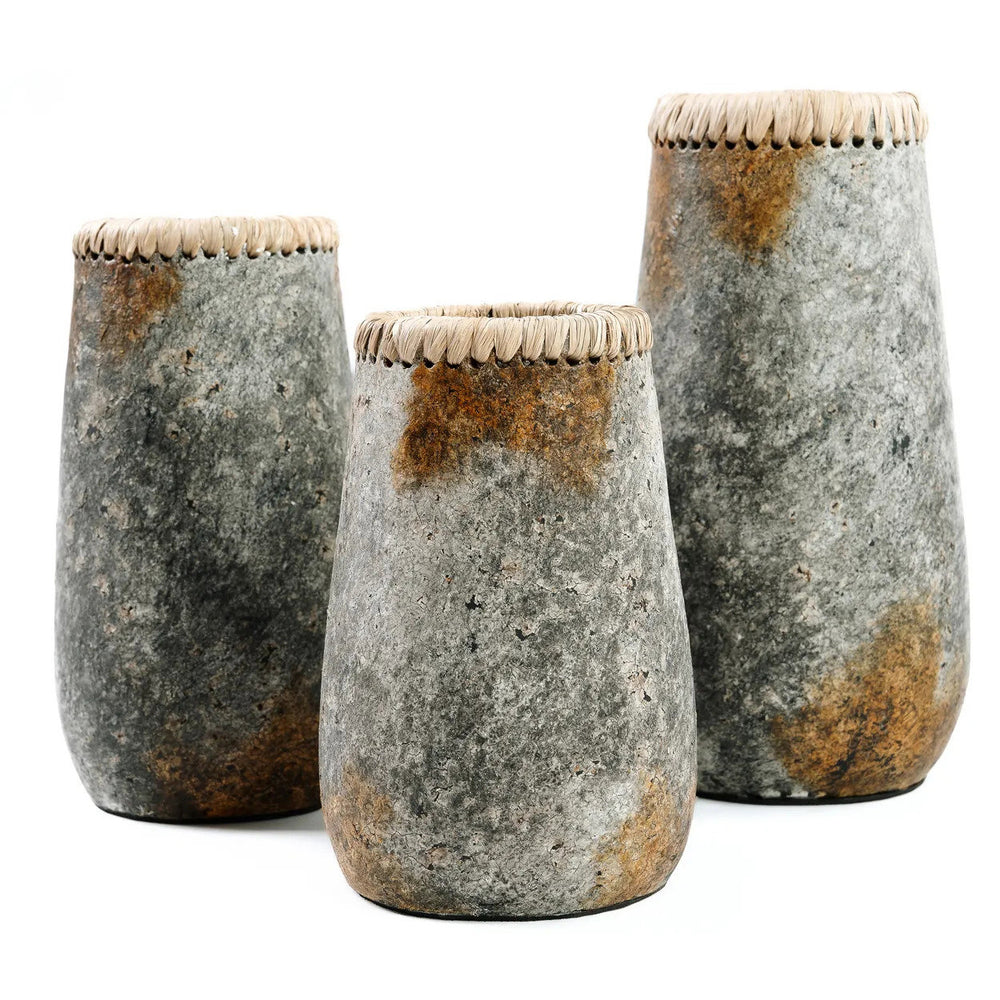 the-sneaky-vase-antique-grey-l