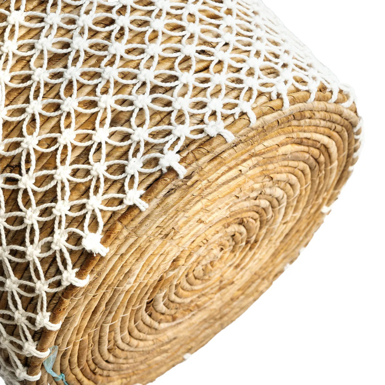 the-crossed-stitched-macrame-basket-m