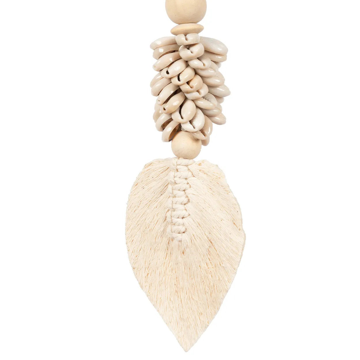 the-leaf-shell-tassel-natural