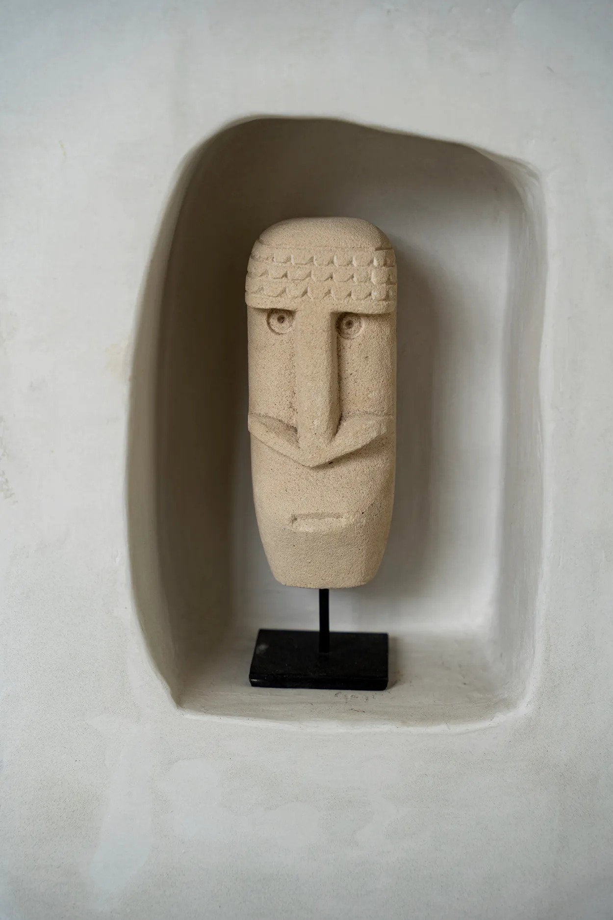 the-sumba-stone-21-on-stand