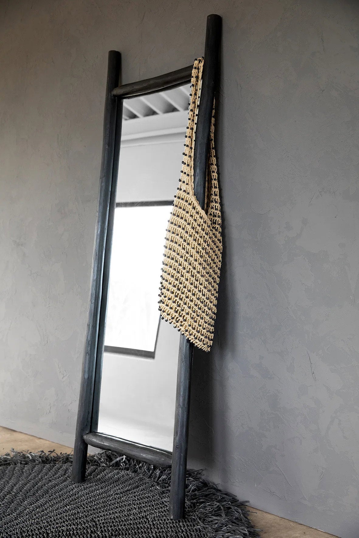 the-island-dressing-room-mirror-black
