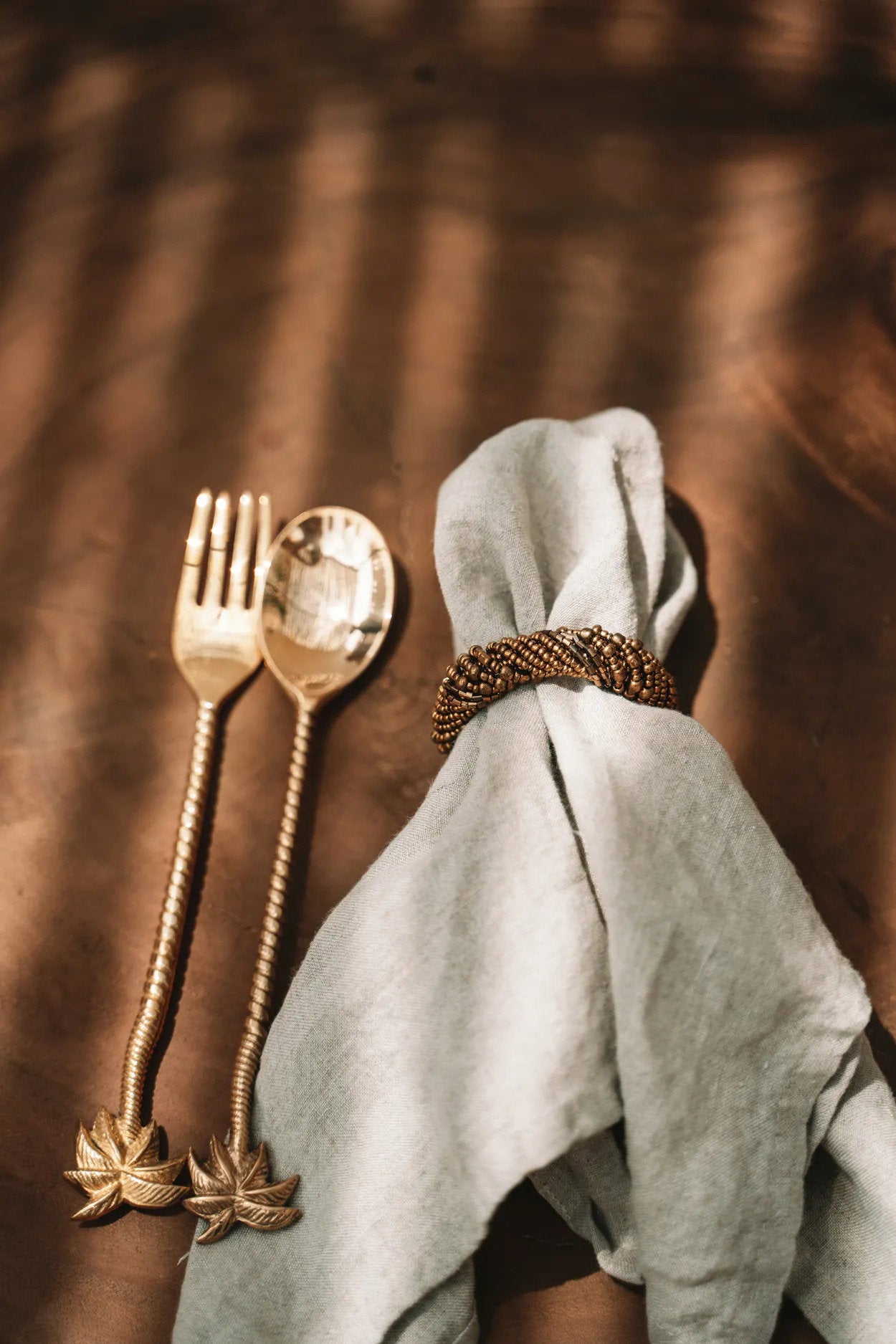 the-beaded-napkin-ring-gold-set-of-4