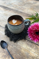 the-fringe-raffia-coaster-black