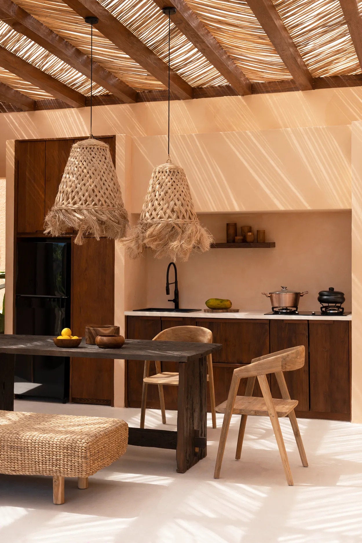 the-abaca-jelly-fish-pendant-natural-s