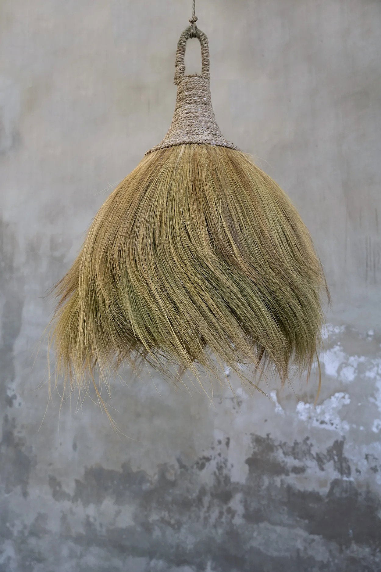 the-makiki-pendant-natural-l