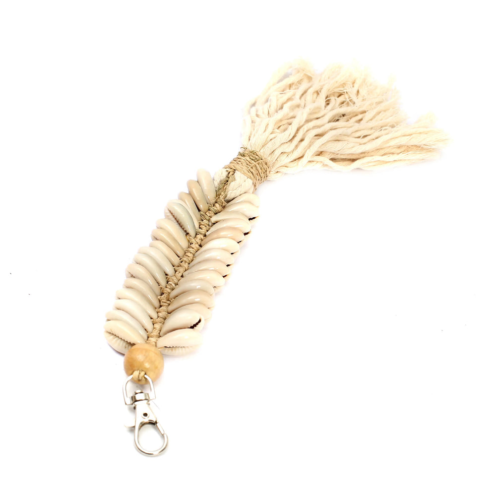 the-macrame-fishbone-keychain-cream
