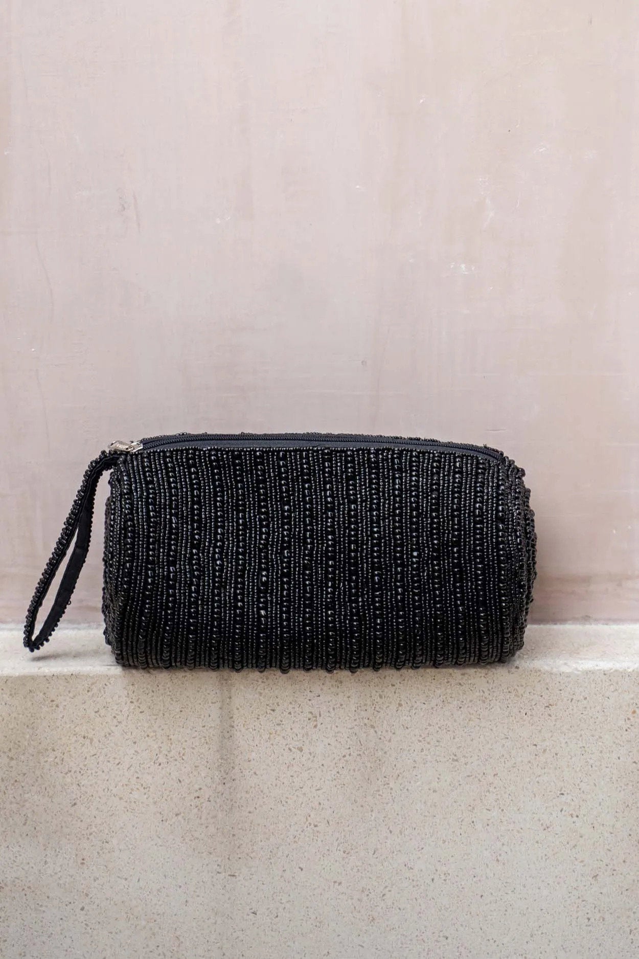 the-pencil-case-black