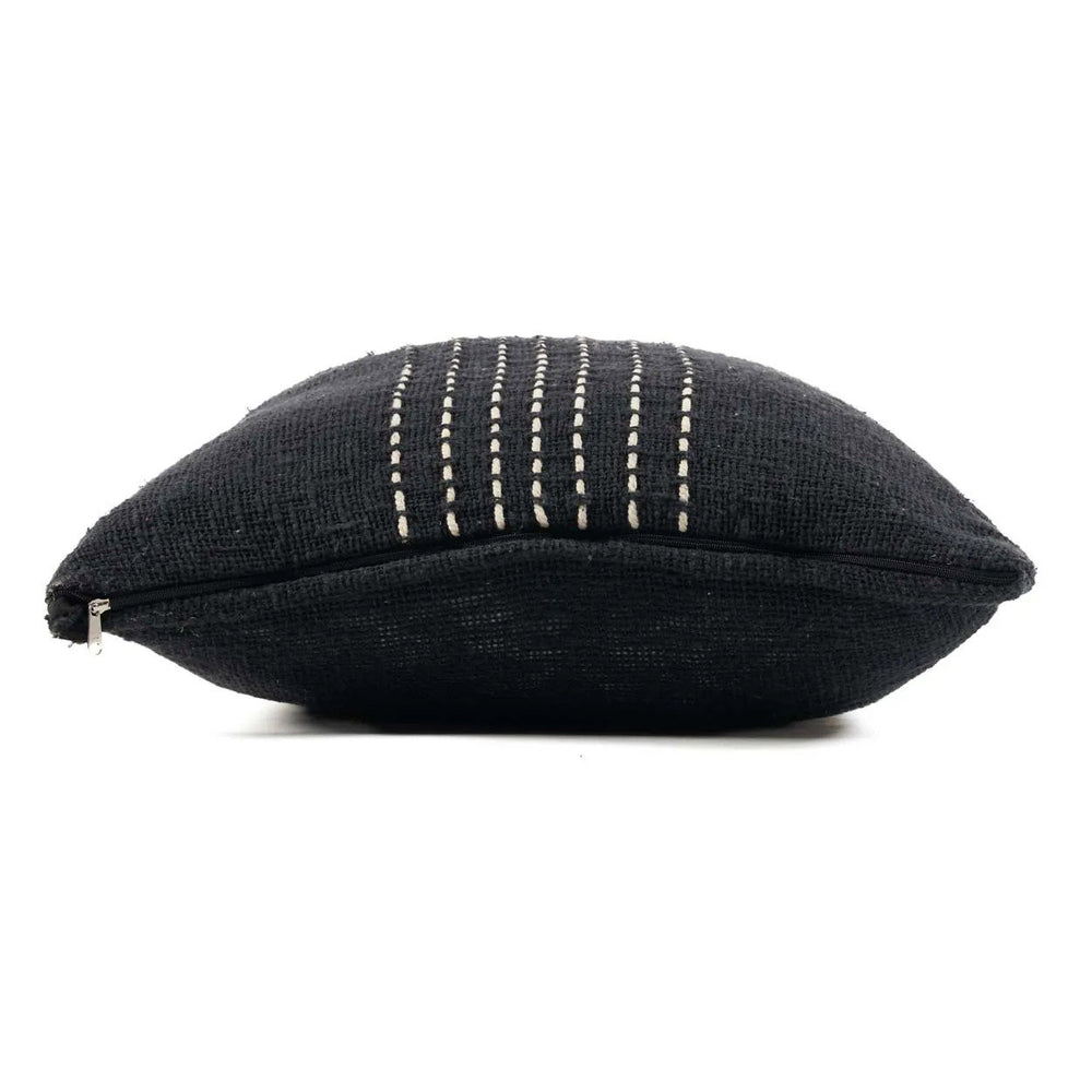 the-drizle-cushion-cover-black-white