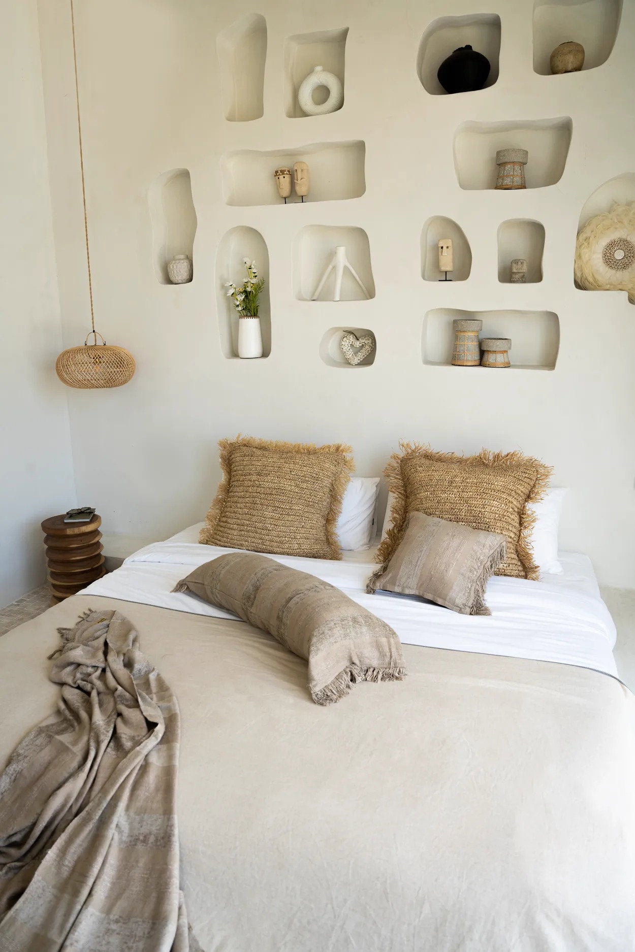 the-raffia-cushion-cover-square-natural-60x60