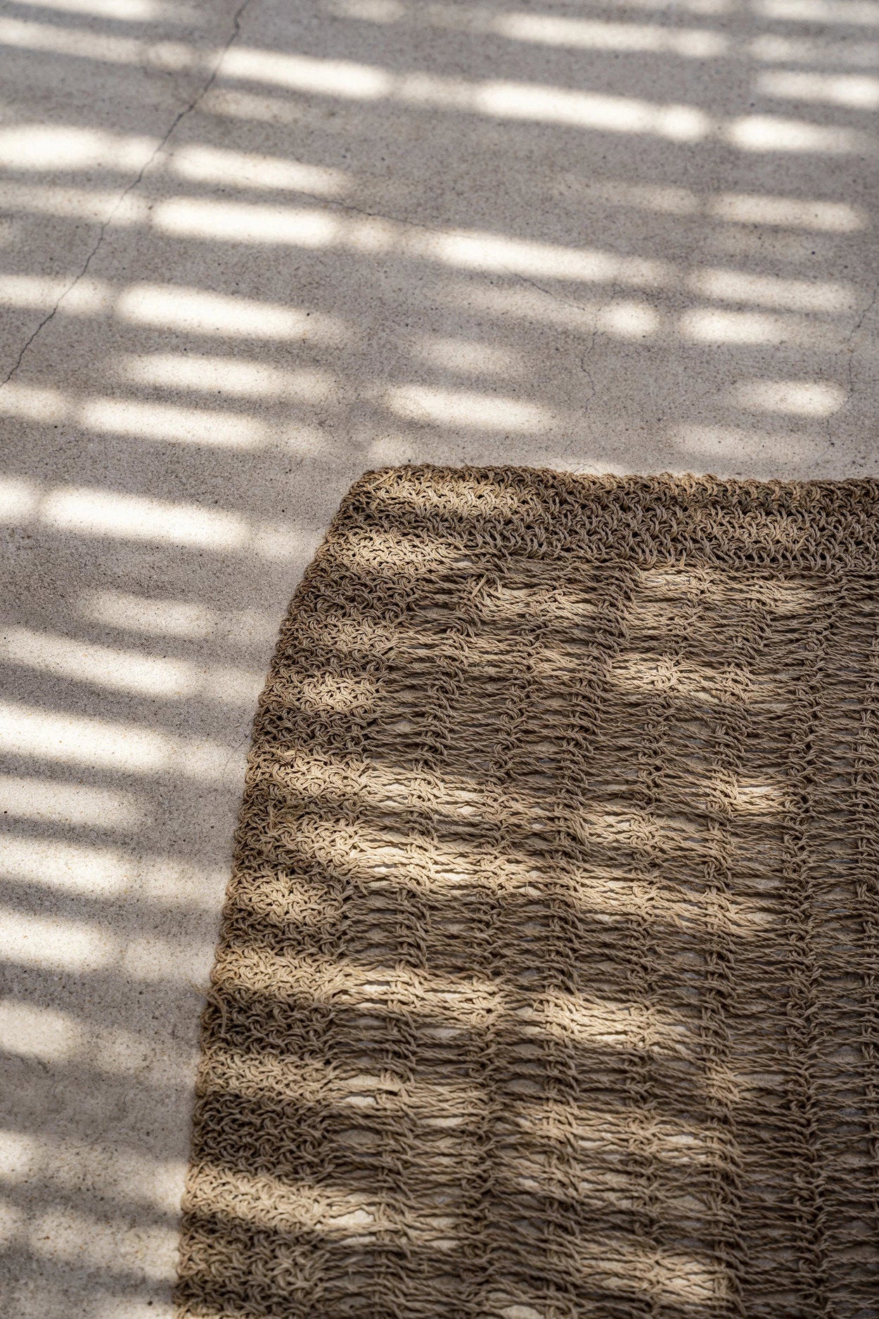 the-seagrass-carpet-natural-200x300