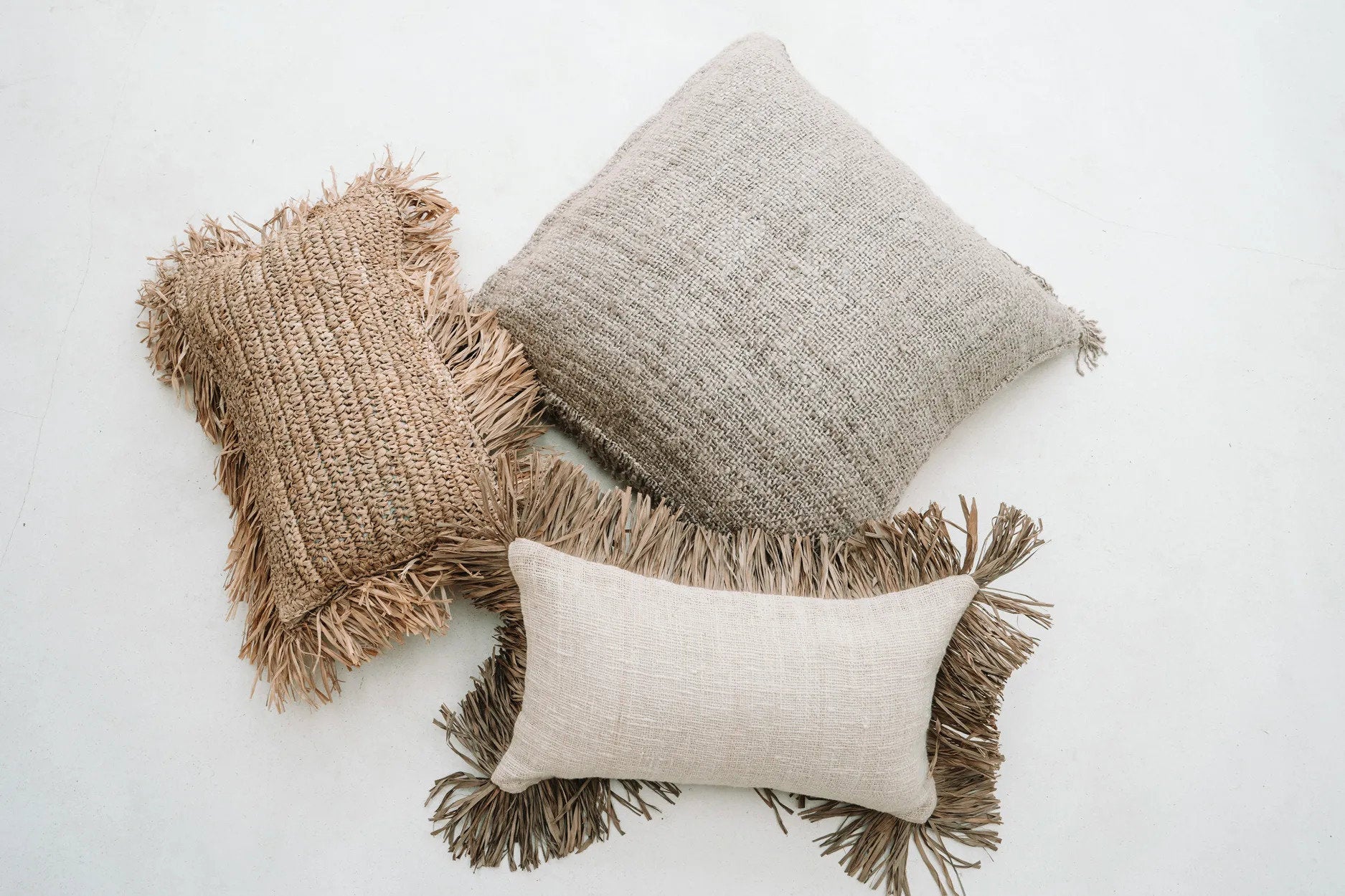 the-oh-my-gee-cushion-cover-beige-40x40