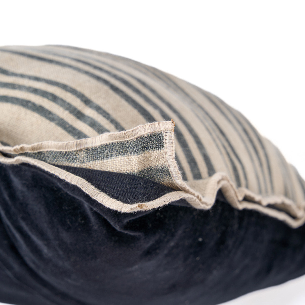 Handmade 50×50 cm linen velvet pillow cover with elegant stripe pattern in natural tones