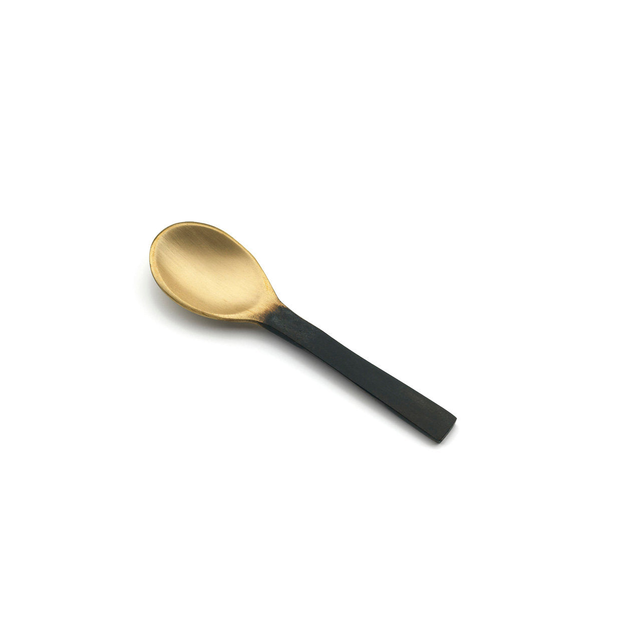 Small spice scoop in black and gold finish, ideal for sea salt or dried herbs