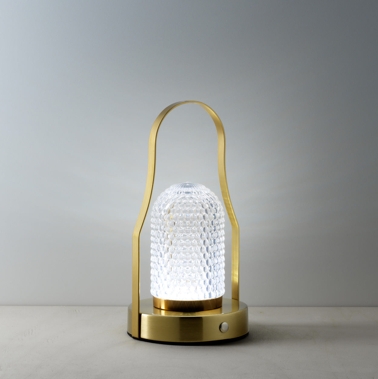 the-lampuccino-led-table-lamp