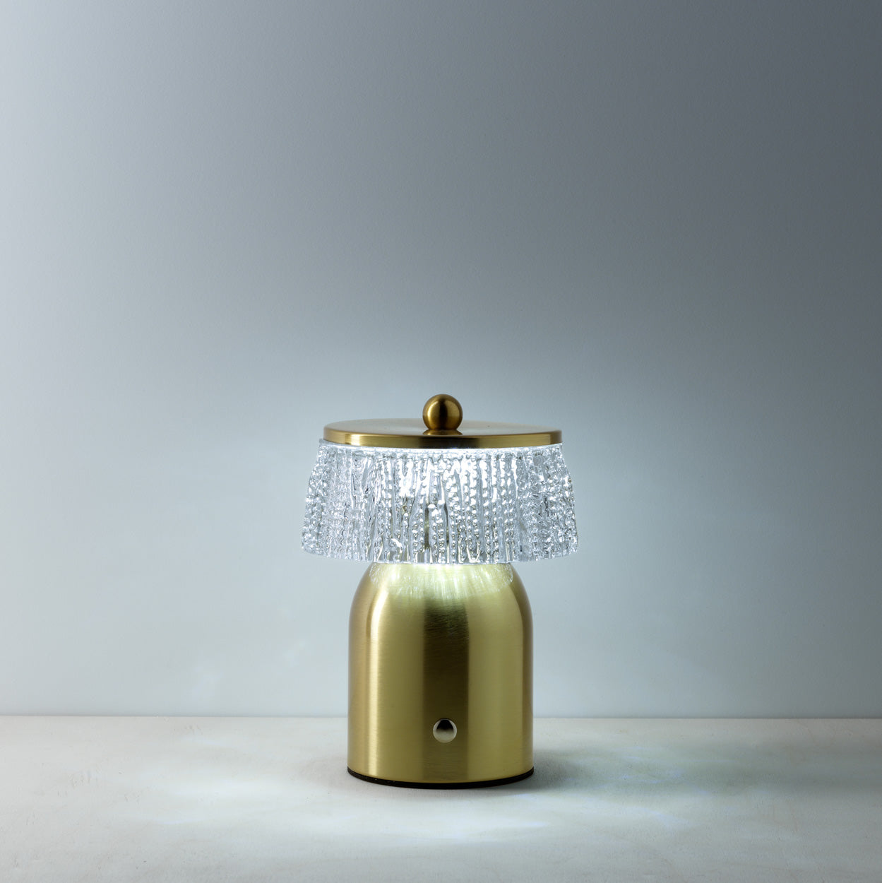 the-disco-muffin-led-table-lamp