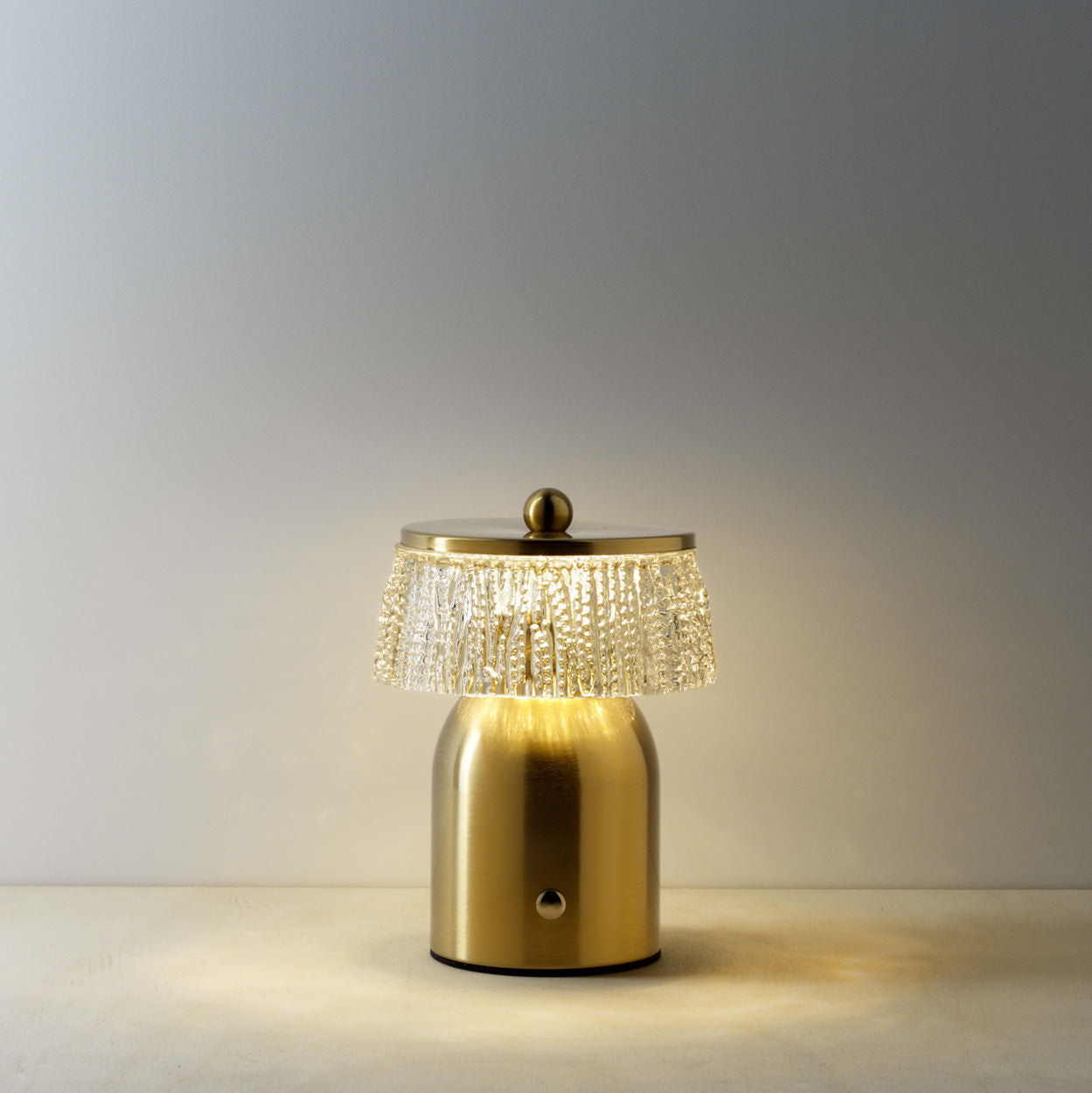 the-disco-muffin-led-table-lamp