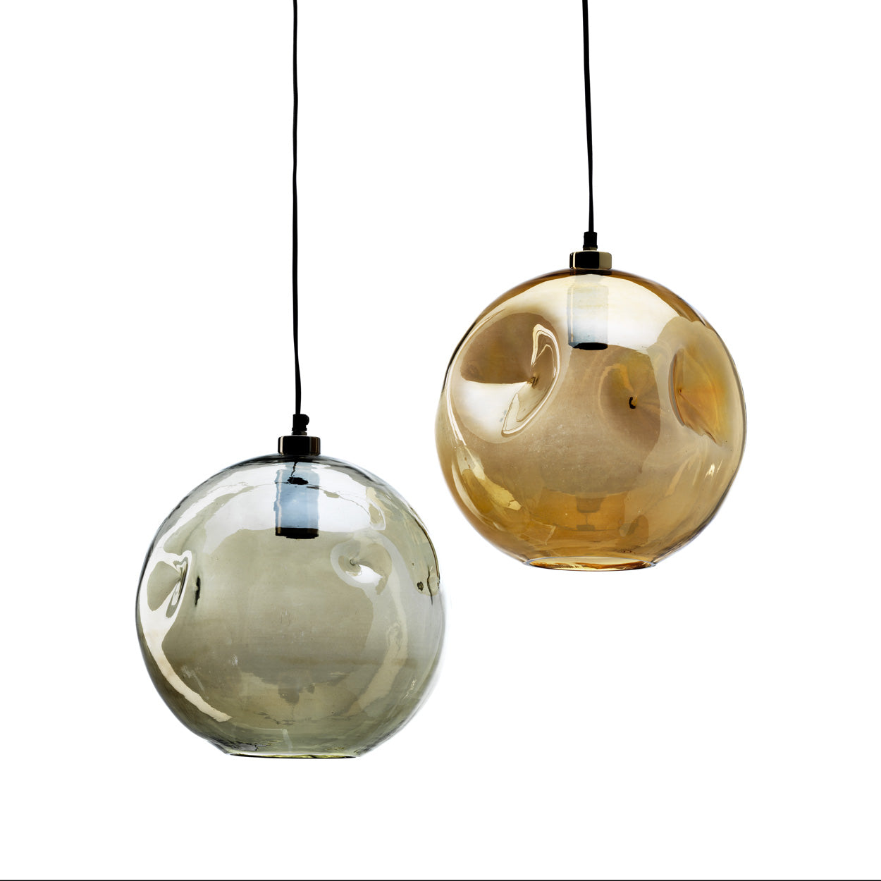 the-bubbella-pendant-pale-gold
