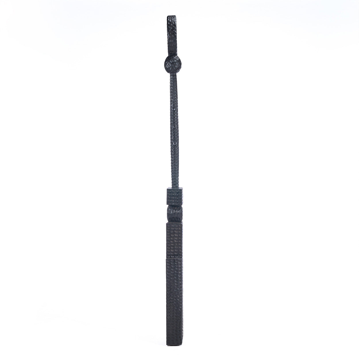the-totema-pillar-black