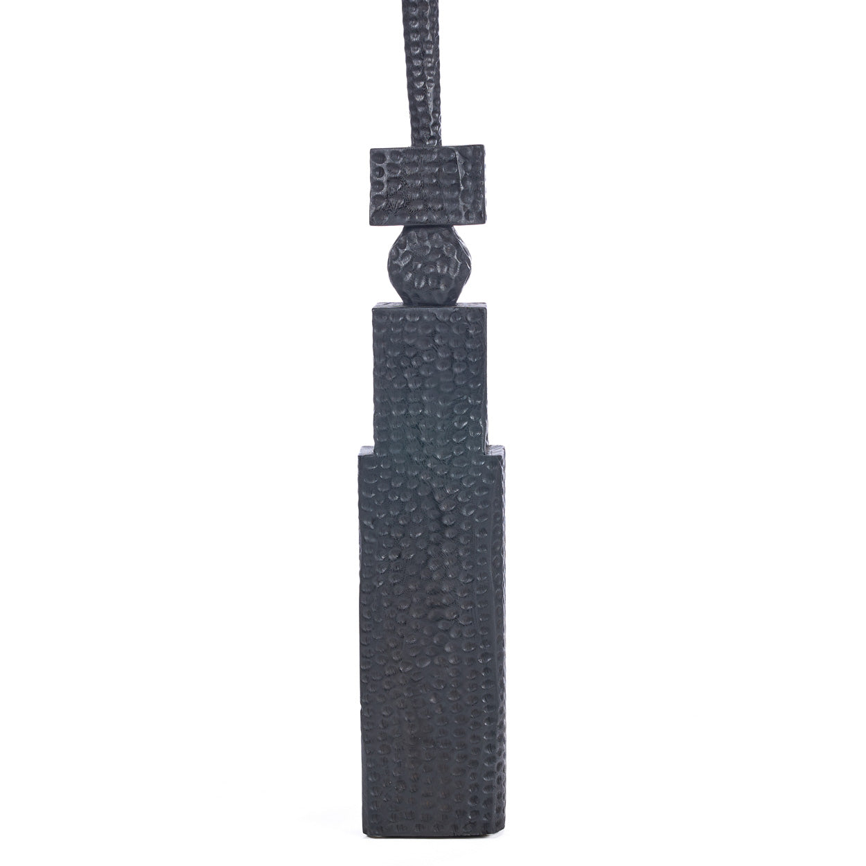 the-totema-pillar-black