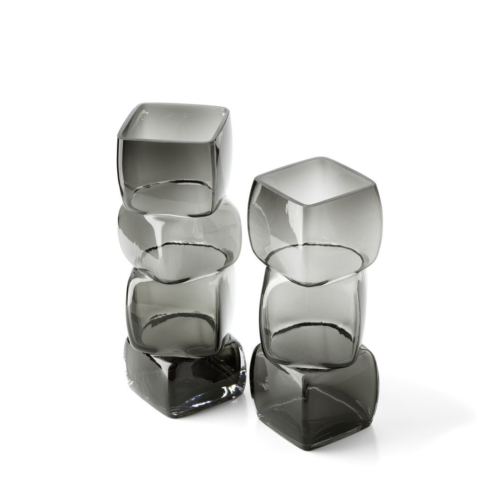 the-cubes-vase-dark-grey-l