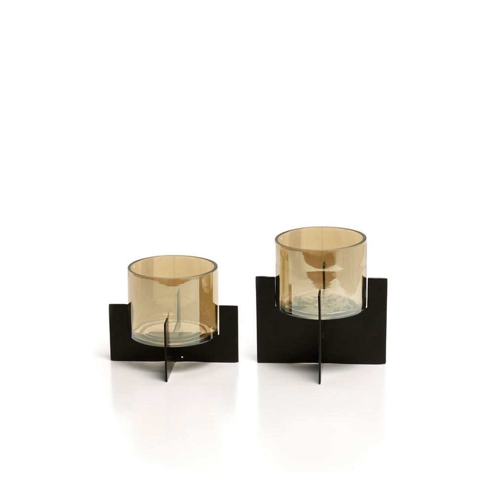 Der Hurricane X - Schwarz - Hoch