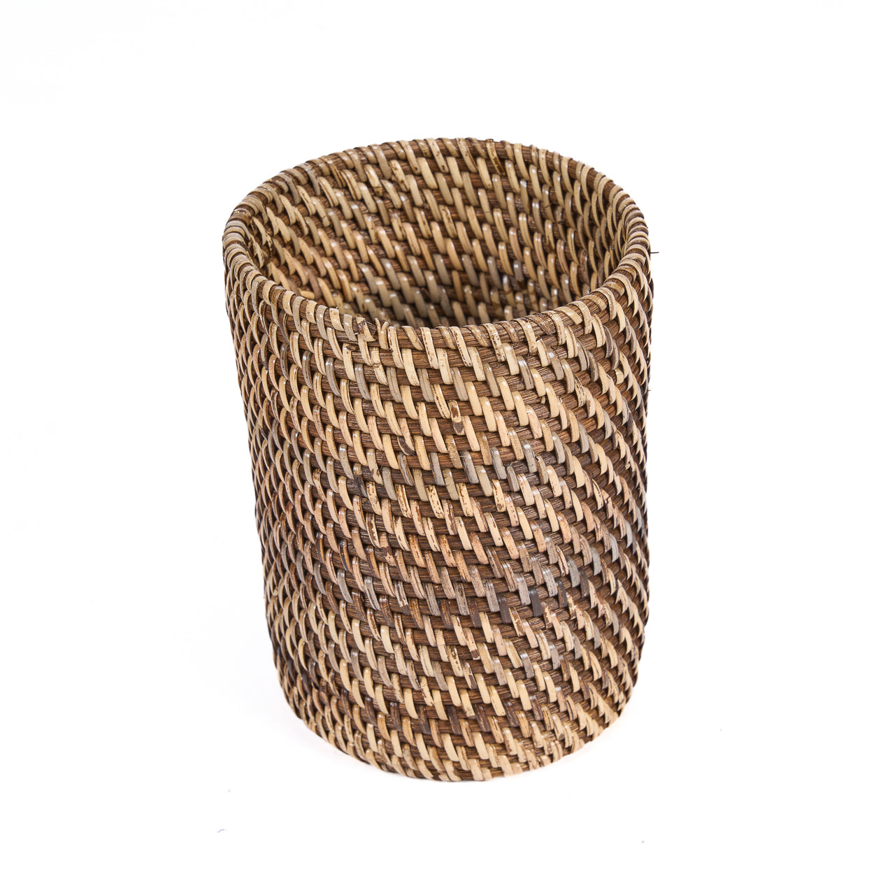 Woven cutlery holder in rattan material for kitchen utensils