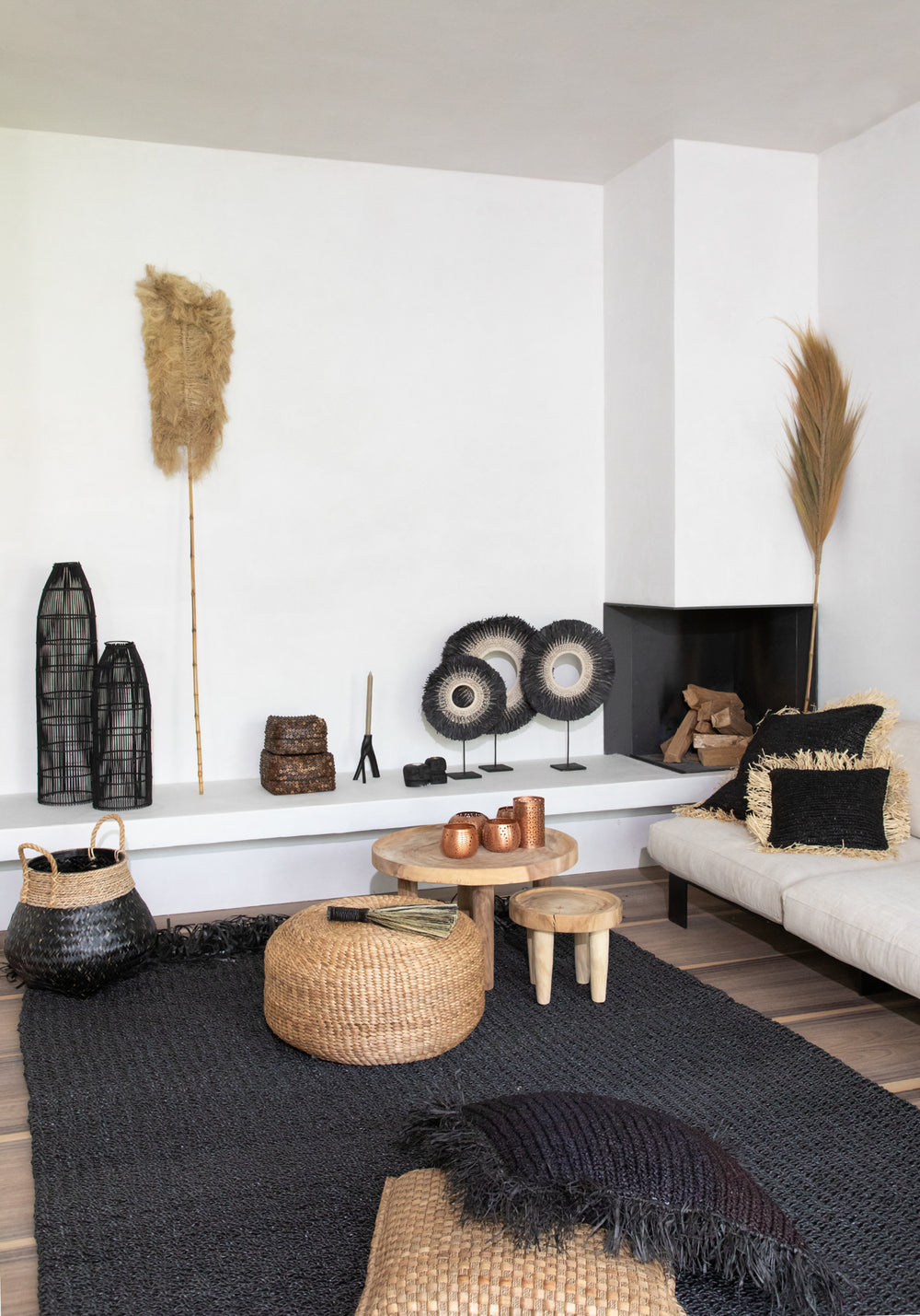 The Fringed Carpet - Black - 200x300